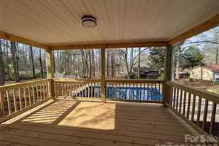 1006 Meadowbrook Dr, Lancaster, SC 29720 - Photo 6