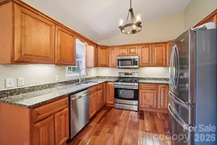 210 S River Glen Dr, Morganton, NC 28655 - Photo 12