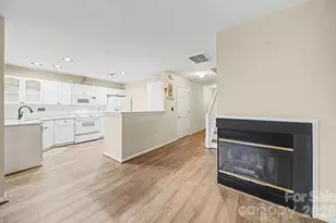 5963 Moose Ln, Charlotte, NC 28269 - Photo 8