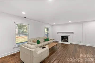 1830 Edgewater Drive, Charlotte, NC 28210 - Photo 4