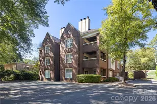 2220 Roswell Ave, Charlotte, NC 28207 - Photo 2