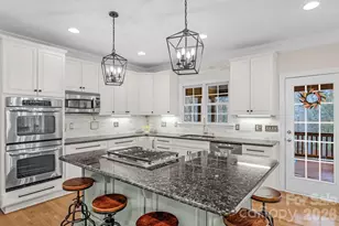 1913 Abbotts Creek Rd, Waxhaw, NC 28173 - Photo 10