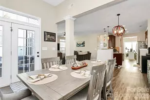 9732 Springholm Dr, Charlotte, NC 28278 - Photo 10