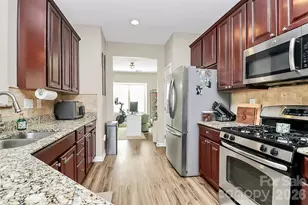 9732 Springholm Dr, Charlotte, NC 28278 - Photo 6