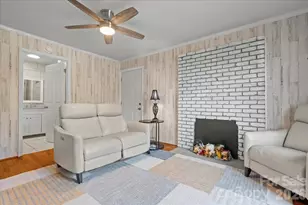 317 Thomas St, Bennettsville, SC 29512 - Photo 10