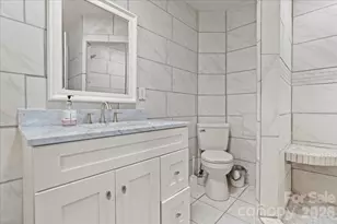 317 Thomas St, Bennettsville, SC 29512 - Photo 12