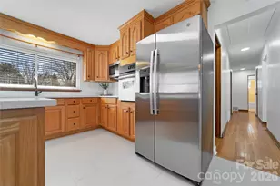 112 Allison Rd, Brevard, NC 28712 - Photo 8