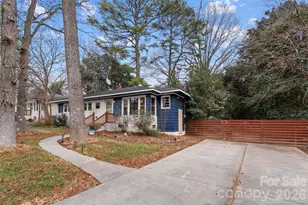 3900 Tipperary Pl, Charlotte, NC 28215 - Photo 4