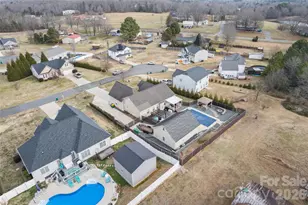 1911 Redwood Dr, Oakboro, NC 28129 - Photo 44