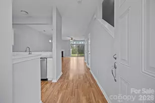 9407 Kimmel Ln, Charlotte, NC 28216 - Photo 8