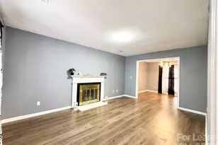 1634 Pamela Lorraine Dr, Charlotte, NC 28213 - Photo 6