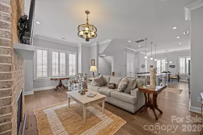 241 Emerson Avenue, Charlotte, NC 28204 - Photo 6