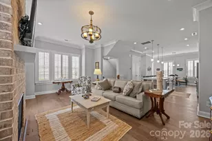 241 Emerson Ave, Charlotte, NC 28204 - Photo 6