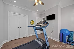 241 Emerson Ave, Charlotte, NC 28204 - Photo 26