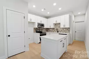 4500/4502 W Tyvola Rd, Charlotte, NC 28208 - Photo 12