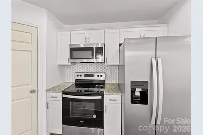 1096 12th Avenue NW, Hickory, NC 28601 - Photo 8