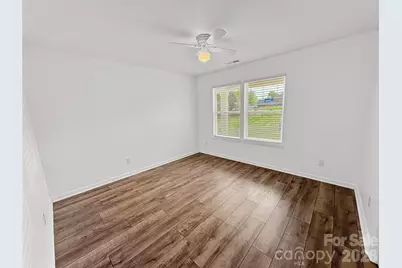 1096 12th Avenue NW, Hickory, NC 28601 - Photo 10