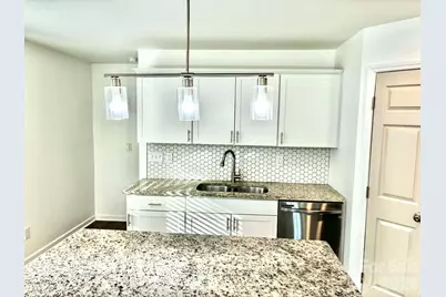 1096 12th Avenue NW, Hickory, NC 28601 - Photo 14