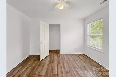 1096 12th Avenue NW, Hickory, NC 28601 - Photo 16