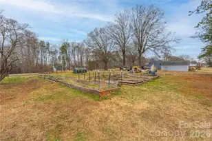 5528 E Nc 150 Hwy, Lincolnton, NC 28092 - Photo 36