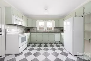 5528 E Nc 150 Hwy, Lincolnton, NC 28092 - Photo 12