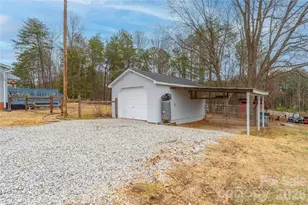 5528 E Nc 150 Hwy, Lincolnton, NC 28092 - Photo 38