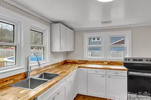 106 Long St, Waynesville, NC 28786 - Photo 10