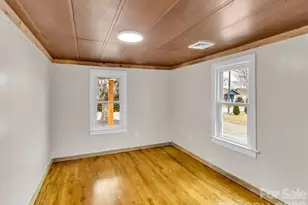 106 Long St, Waynesville, NC 28786 - Photo 18