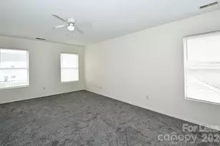 8629 Buckhorn St, Charlotte, NC 28216 - Photo 6