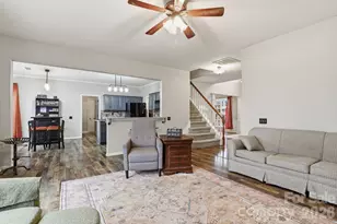 4018 Manor House Dr, Charlotte, NC 28270 - Photo 10