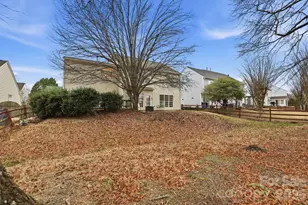 4018 Manor House Dr, Charlotte, NC 28270 - Photo 32