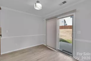 209 Oakton Glen Ct, Charlotte, NC 28262 - Photo 8