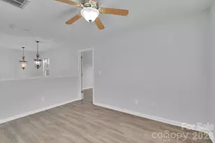 209 Oakton Glen Ct, Charlotte, NC 28262 - Photo 20