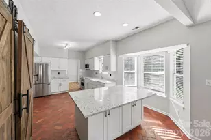 12219 Landing Green Dr, Charlotte, NC 28277 - Photo 12
