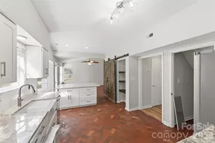 12219 Landing Green Dr, Charlotte, NC 28277 - Photo 16