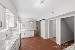 12219 Landing Green Dr, Charlotte, NC 28277 - Photo 16