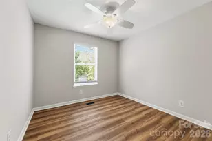 12219 Landing Green Dr, Charlotte, NC 28277 - Photo 22