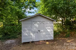 12219 Landing Green Dr, Charlotte, NC 28277 - Photo 34