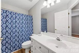 12219 Landing Green Dr, Charlotte, NC 28277 - Photo 20