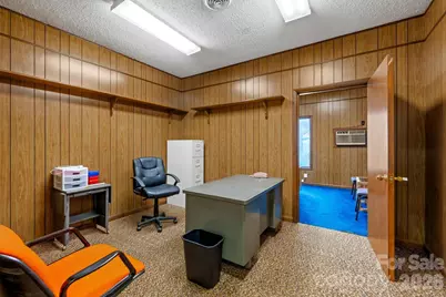 334 N Oakland Avenue, Statesville, NC 28677 - Photo 22