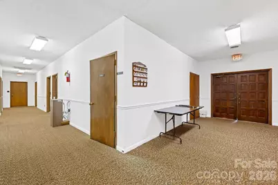 334 N Oakland Avenue, Statesville, NC 28677 - Photo 18