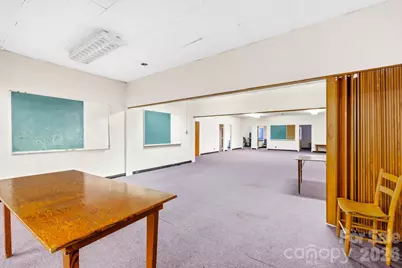 334 N Oakland Avenue, Statesville, NC 28677 - Photo 36