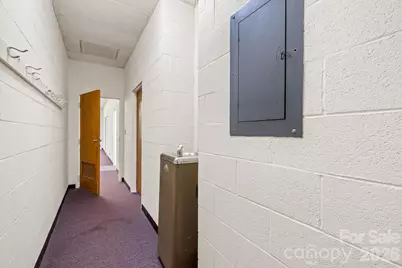 334 N Oakland Avenue, Statesville, NC 28677 - Photo 44