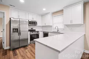 416 N Pine St, Cherryville, NC 28021 - Photo 16