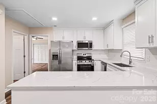 416 N Pine St, Cherryville, NC 28021 - Photo 18