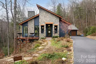 208 Glenroy Ct, Flat Rock, NC 28731 - Photo 2