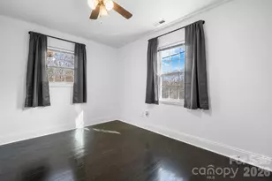 503 E Herman St, Newton, NC 28658 - Photo 16