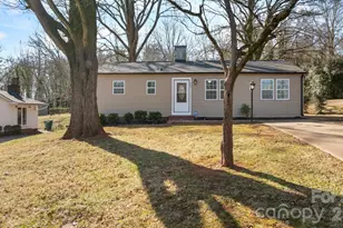 503 E Herman St, Newton, NC 28658 - Photo 1