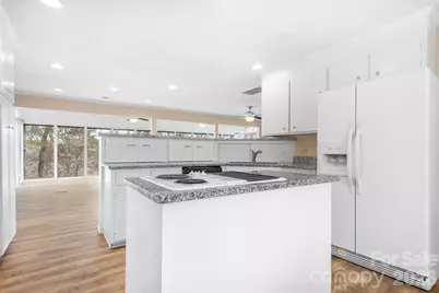 1126 Hanford Place NW, Concord, NC 28027 - Photo 4