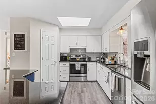 482 Windy Hill Ln, Lancaster, SC 29720 - Photo 4